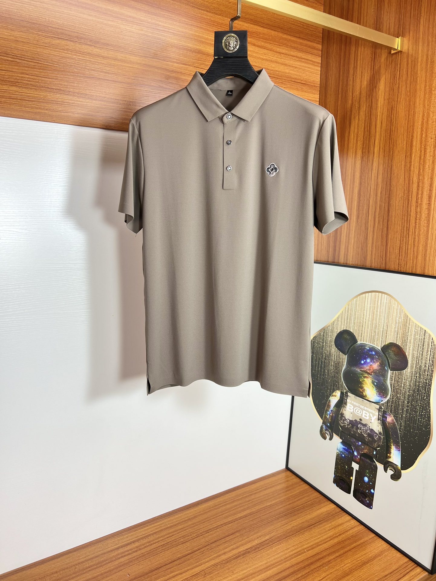 使い勝手良し 2024 ルイヴィトン 新作 半袖Tシャツ コピー 4色