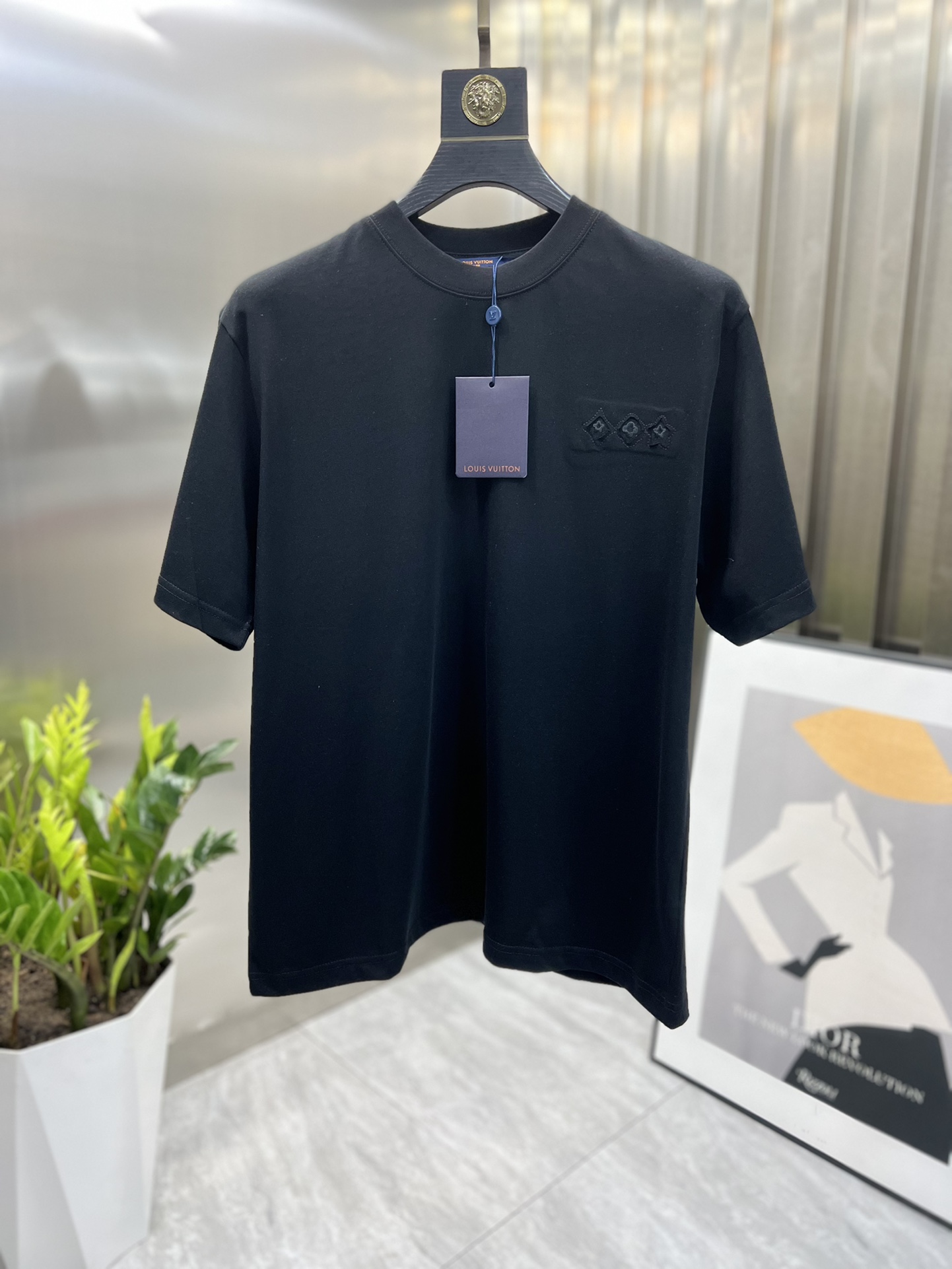 お洒落 2024 ルイヴィトン 新作 半袖Tシャツ コピー