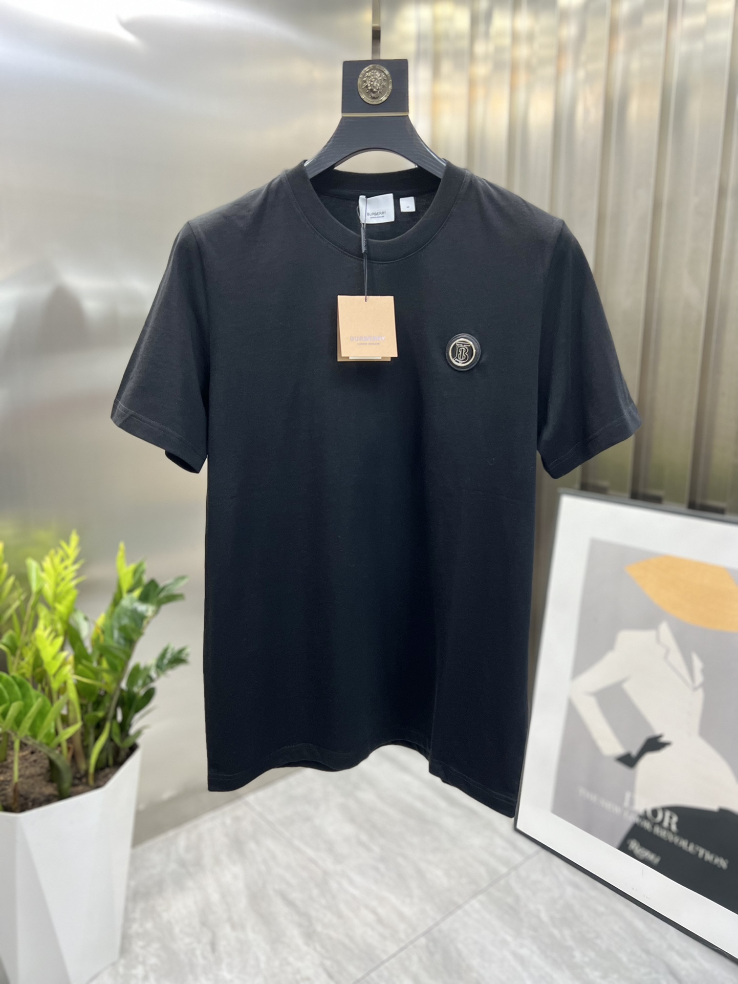 絶対欲しい！2024 バーバリー 新作 半袖Tシャツ 偽物
