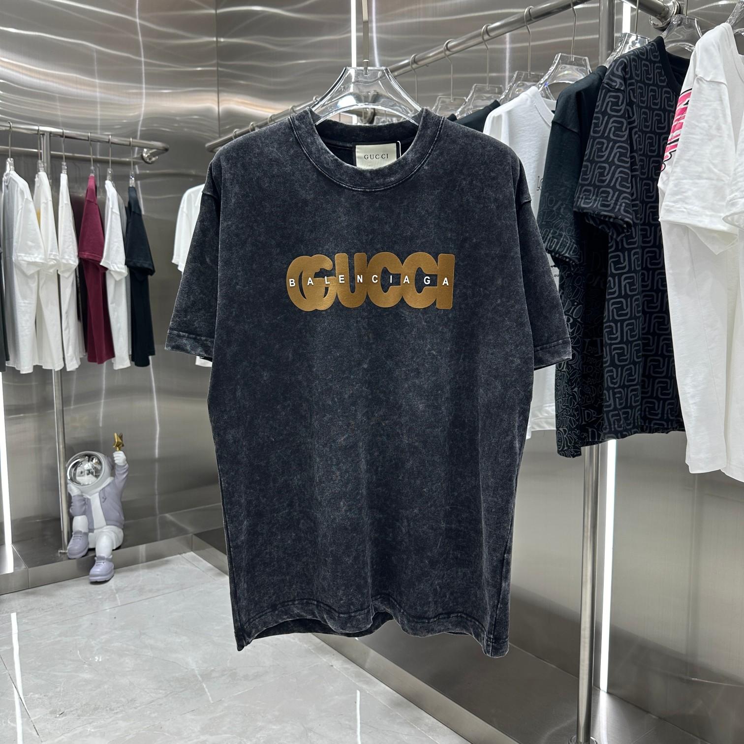 世界中で大人気♪ 2024 グッチ 新作 半袖Tシャツ コピー