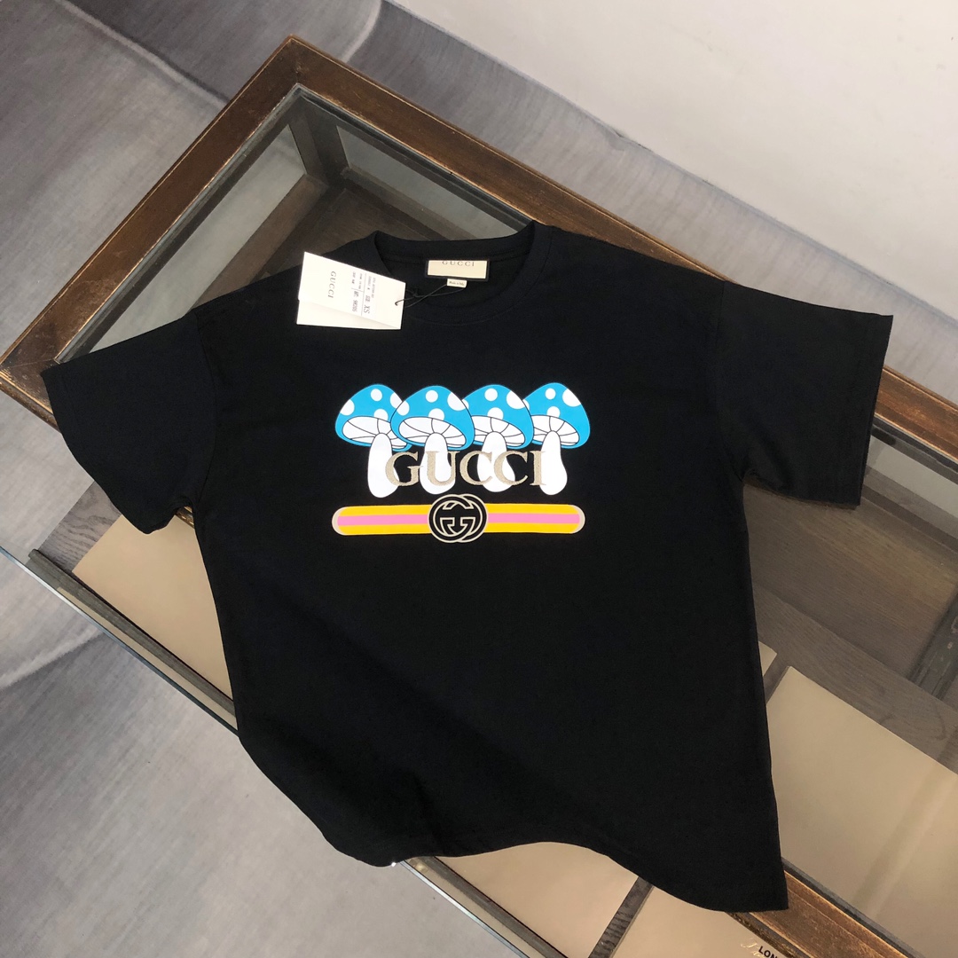 肌触り最高な 2024 グッチ 新作 半袖Tシャツ 偽物