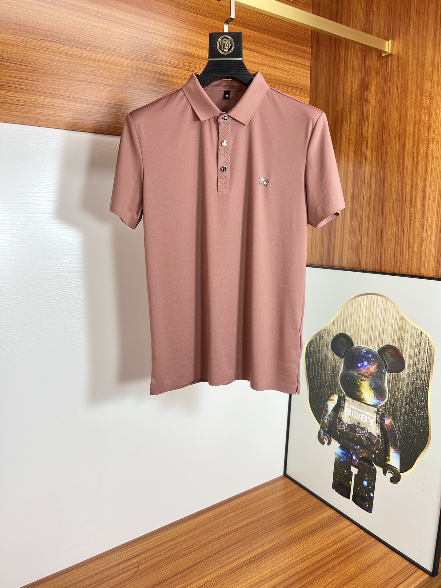 高品質 2024 バーバリー 新作 半袖Tシャツ スーパーコピー