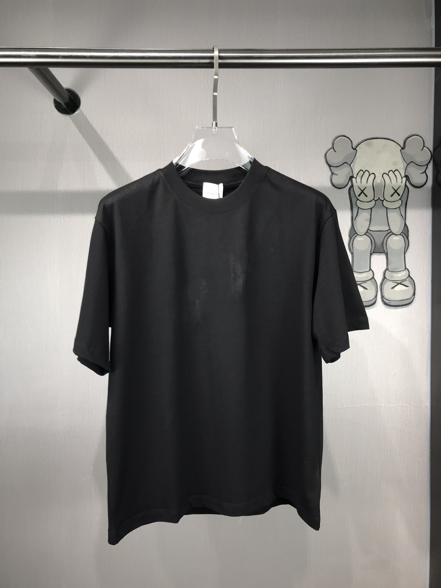 注目アイテム☆ 2024 バーバリー 新作 半袖Tシャツ コピー