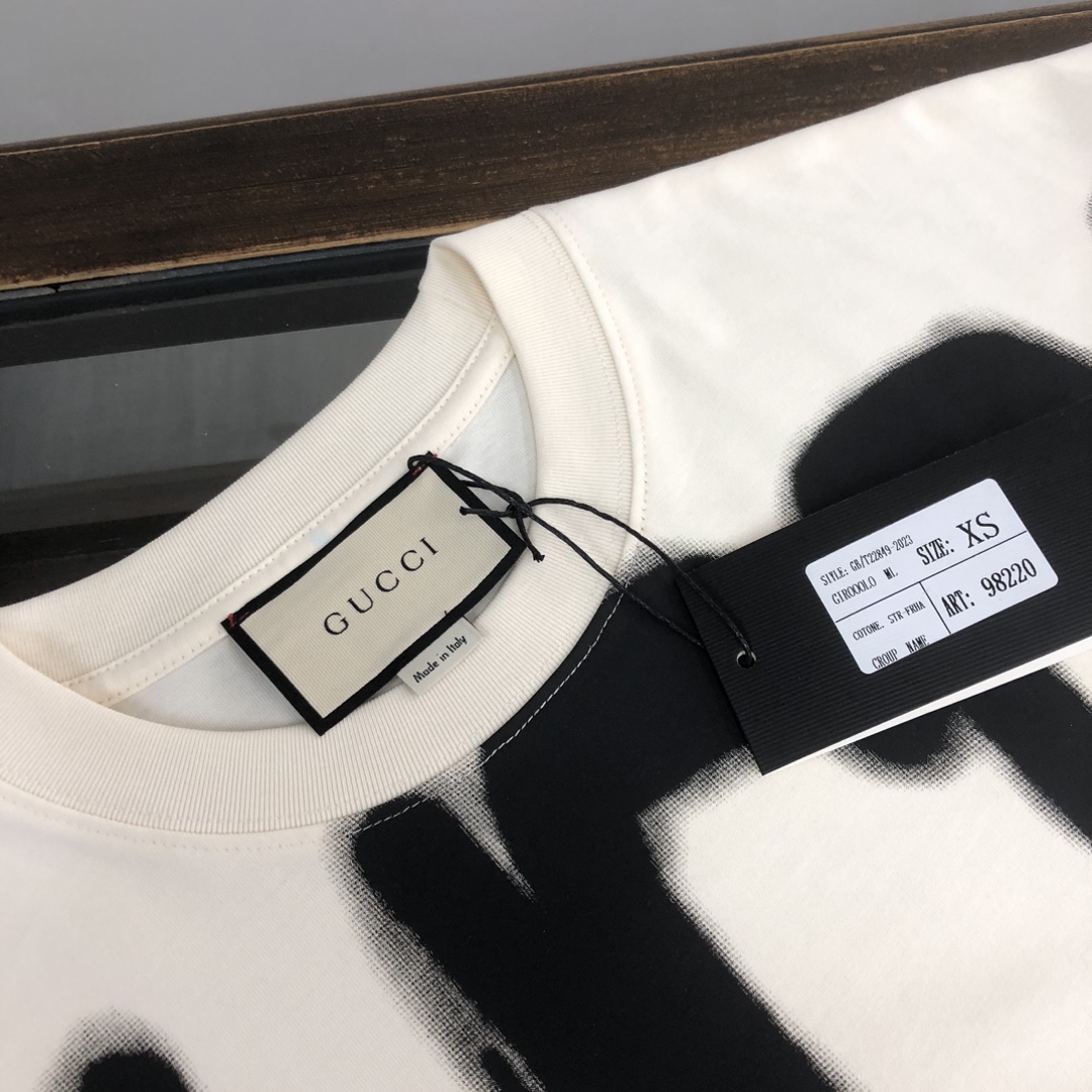高品質♪♪♪ 2024 グッチ 新作 半袖Tシャツ 偽物