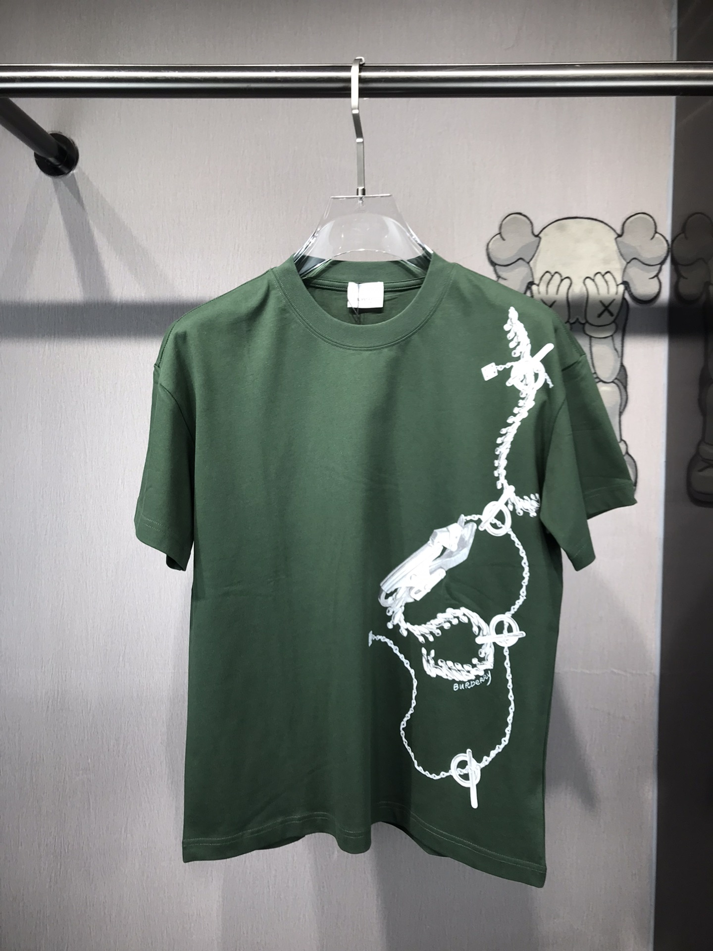 ☆超人気☆ 2024 バーバリー 新作 半袖Tシャツ 偽物