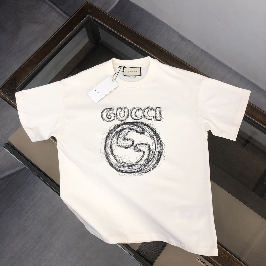 注目アイテム♡ 2024 グッチ 新作 半袖Tシャツ スーパーコピー