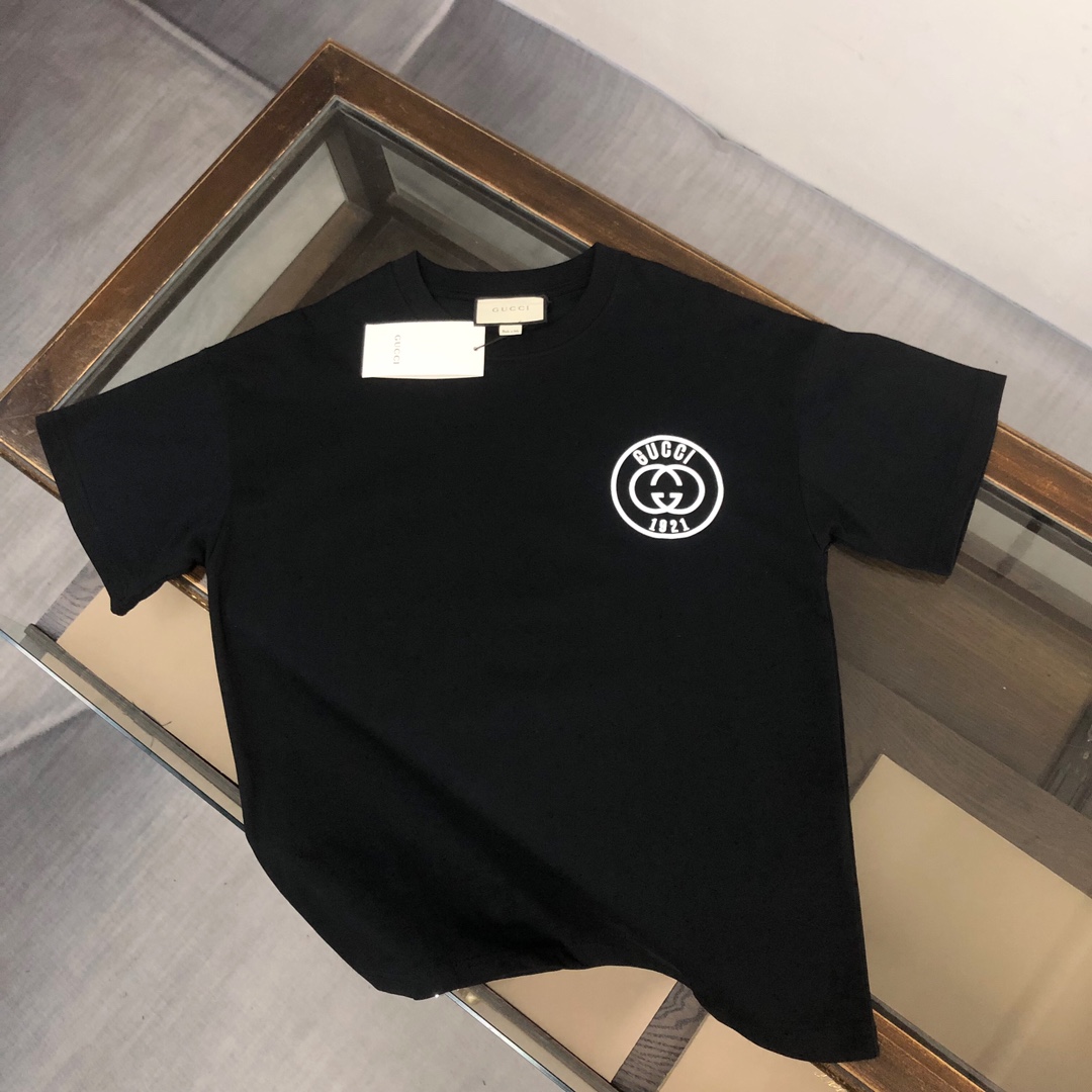 目を惹くカラー 2024 グッチ 新作 半袖Tシャツ スーパーコピー