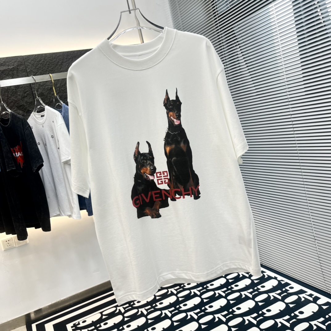 【限定カラー】2024 ジバンシー 新作 半袖Tシャツ 偽物