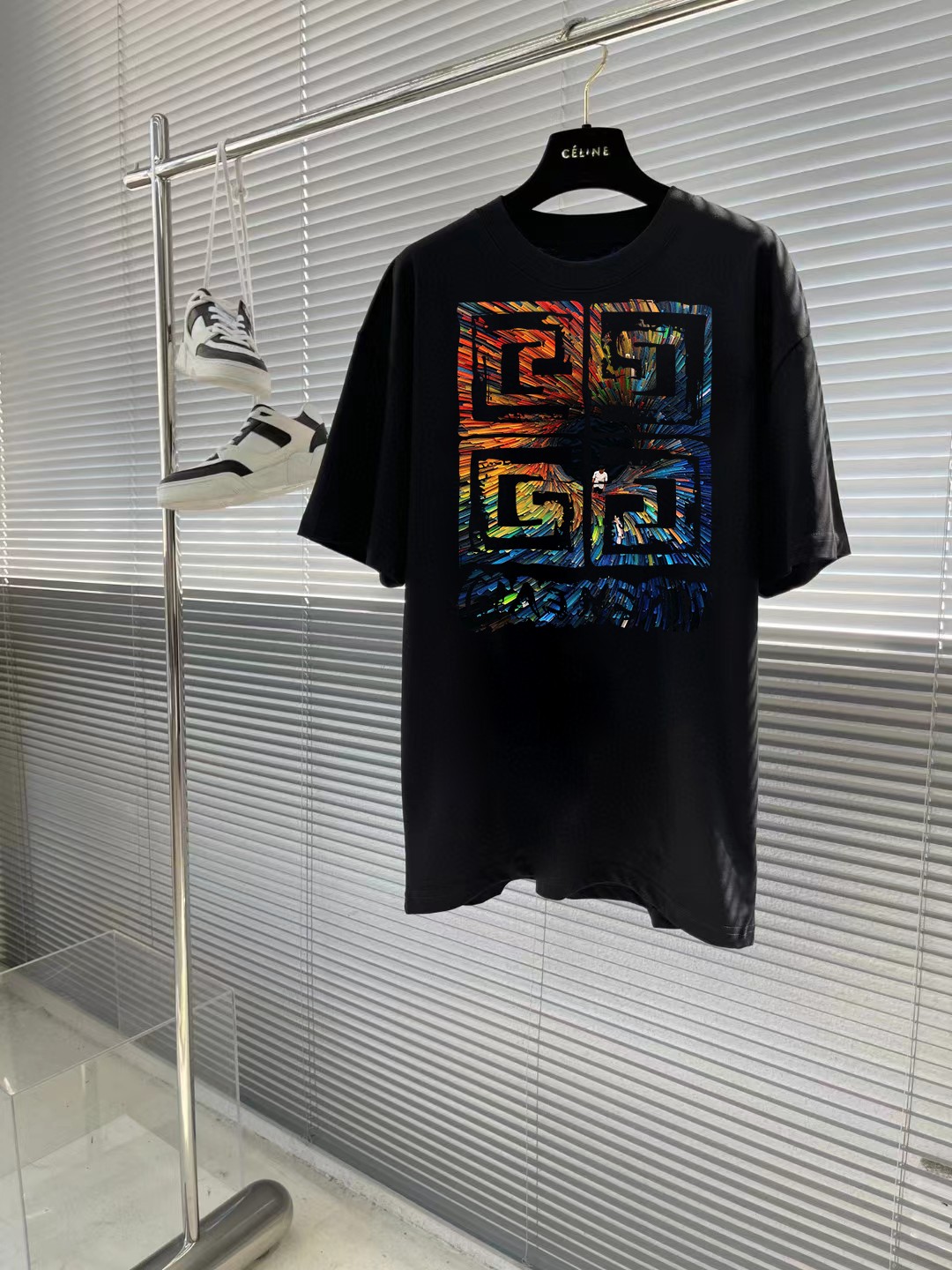 お洒落 2024 ジバンシー 新作 半袖Tシャツ コピー