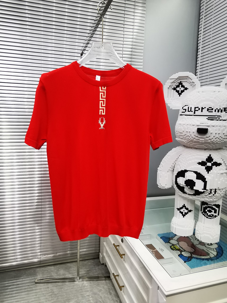 争奪戦 2024 ジバンシー 新作 半袖Tシャツ スーパーコピー 2色
