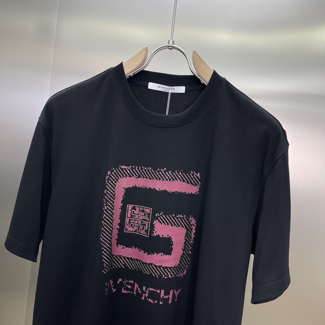 ☆超人気☆ 2024 ジバンシー 新作 半袖Tシャツ 偽物