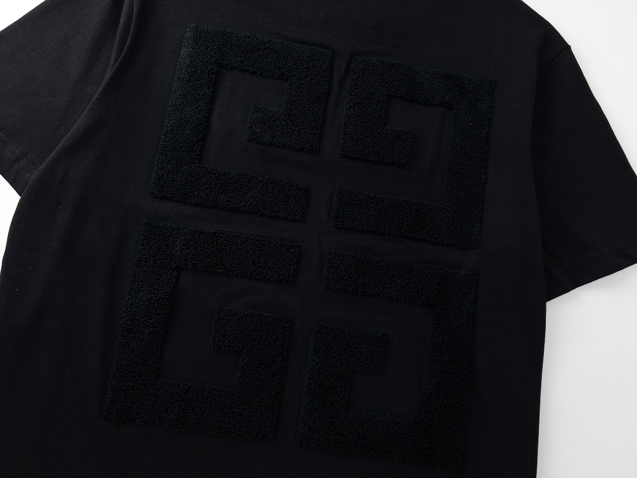 【即発】★ 2024 ジバンシー 新作 半袖Tシャツ コピー