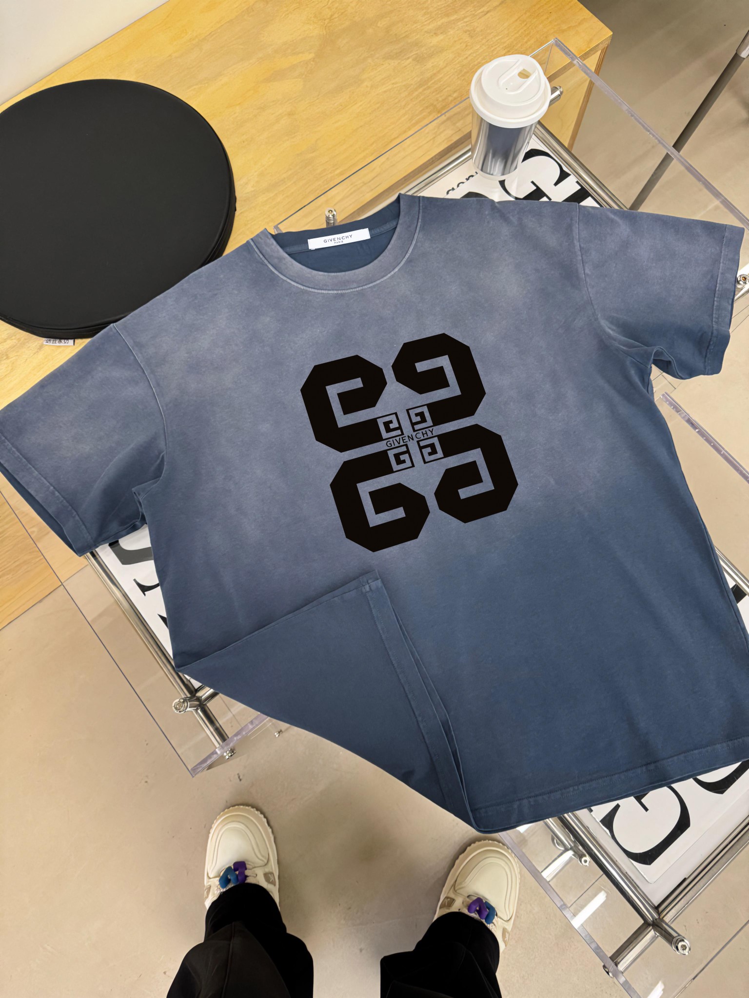 【即発】★ 2024 ジバンシー 新作 半袖Tシャツ スーパーコピー