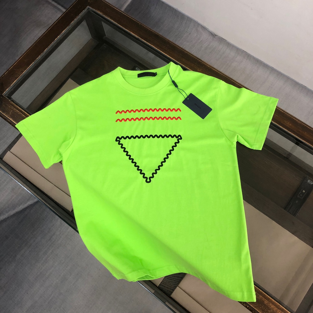 おすすめ 2024 プラダ 新作 半袖Tシャツ スーパーコピー