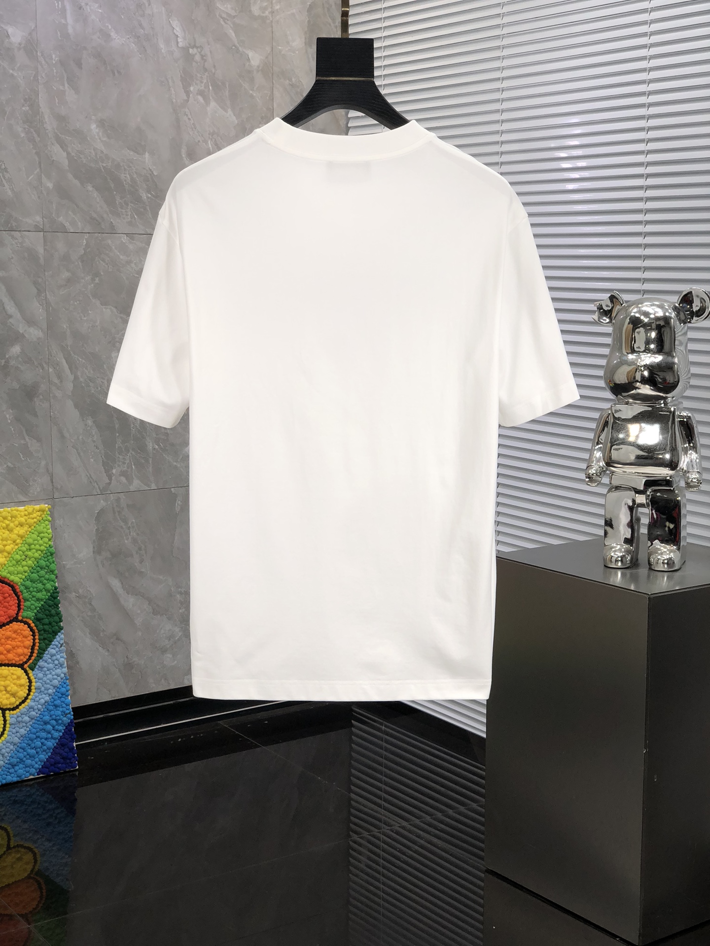 売上総額１位！2024 プラダ 新作 半袖Tシャツ 偽物
