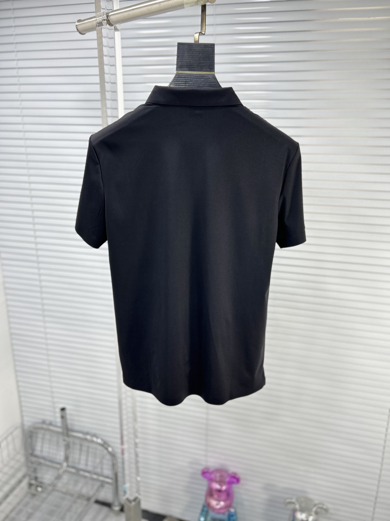 激安価格！2024 プラダ 新作 半袖Tシャツ コピー