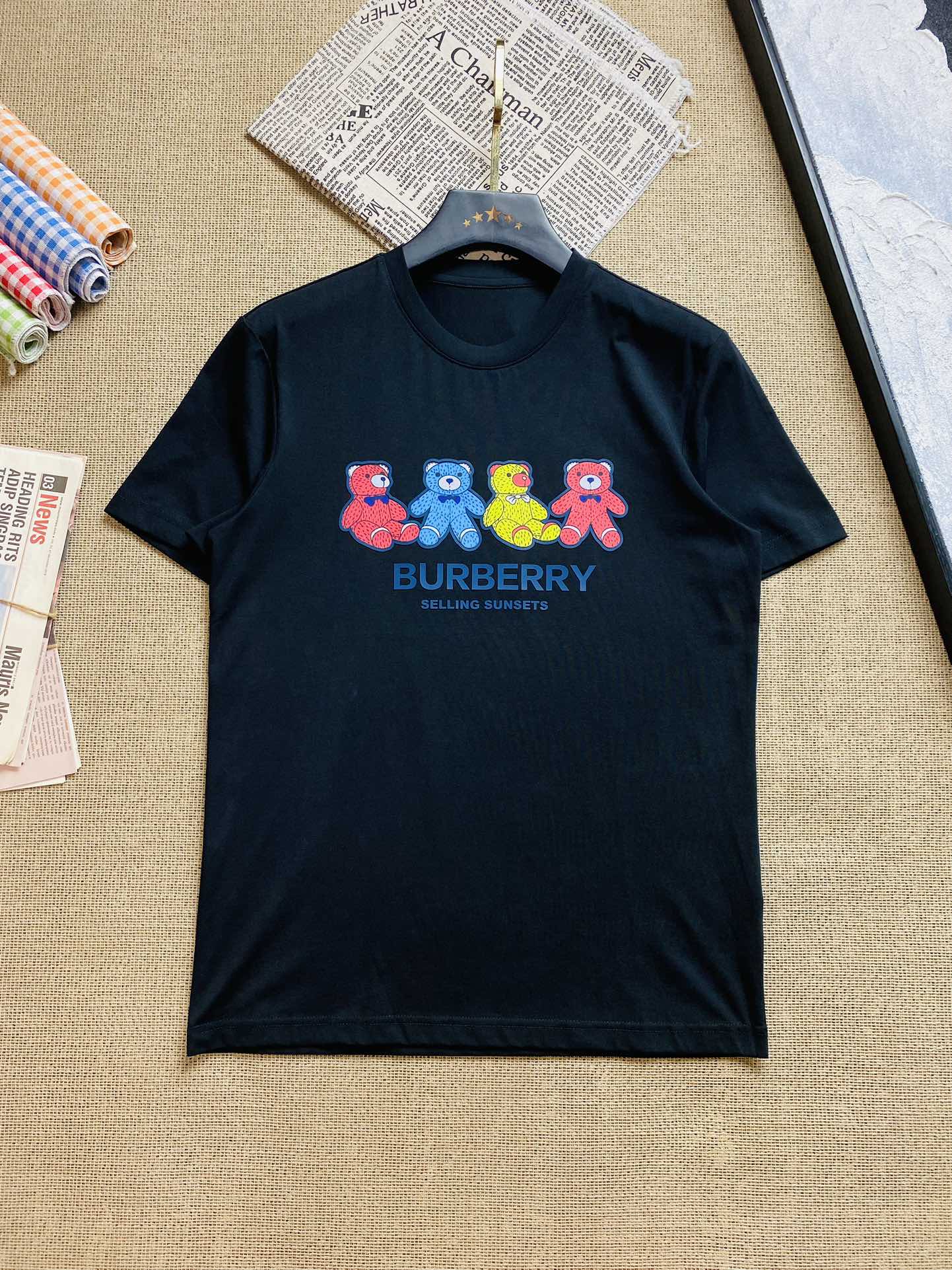 人気No1 2024 バーバリー 新作 半袖Tシャツ コピー