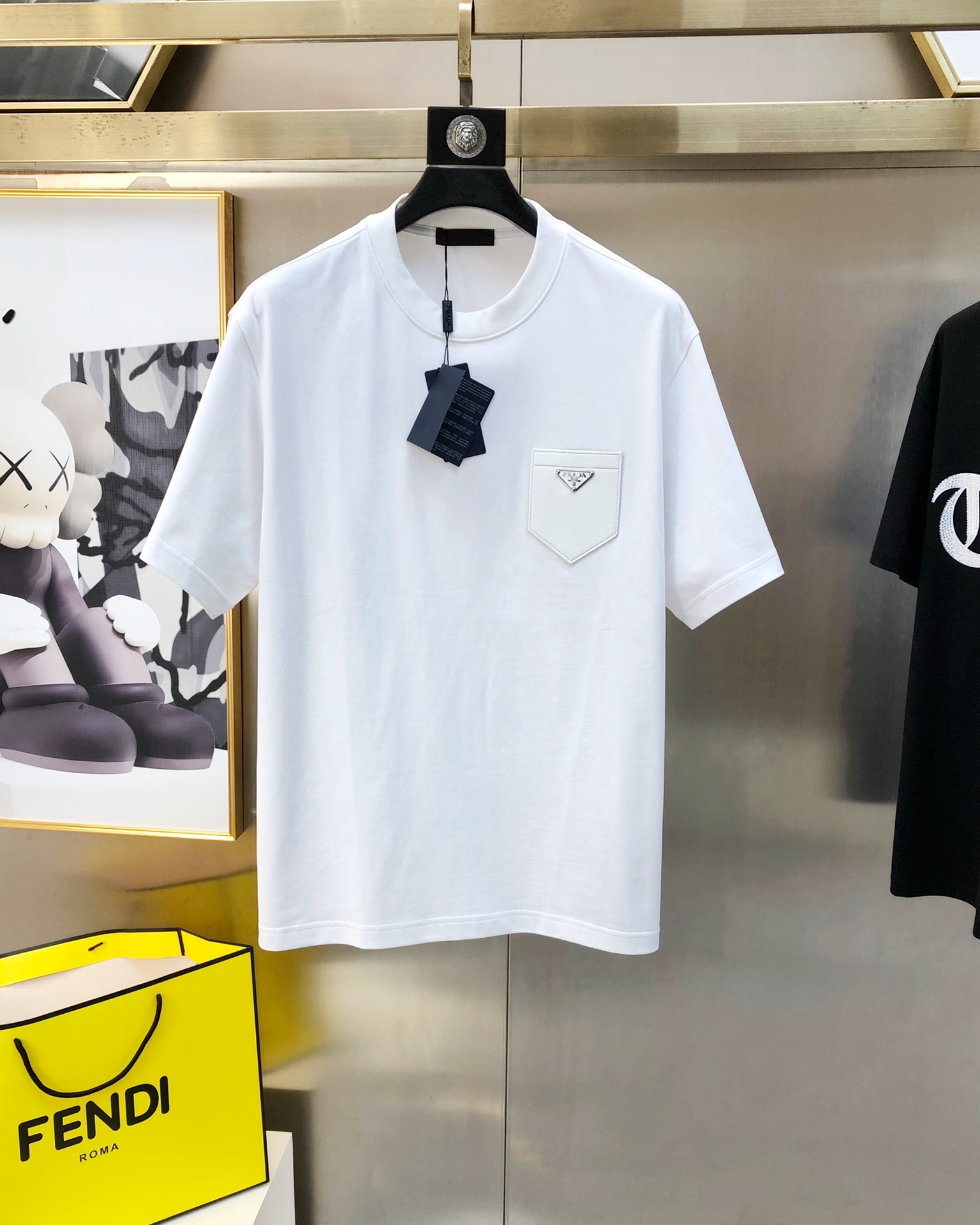 注目アイテム♡ 2024 プラダ 新作 半袖Tシャツ コピー 2色