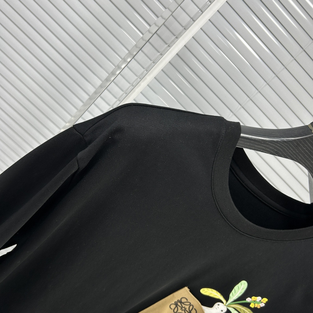 人気急上昇新作 2024 ロエベ 新作 半袖Tシャツ スーパーコピー