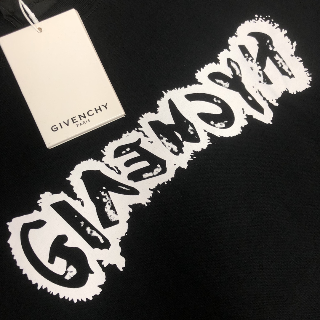 完売必至 2024 ジバンシー 新作 半袖Tシャツ 偽物