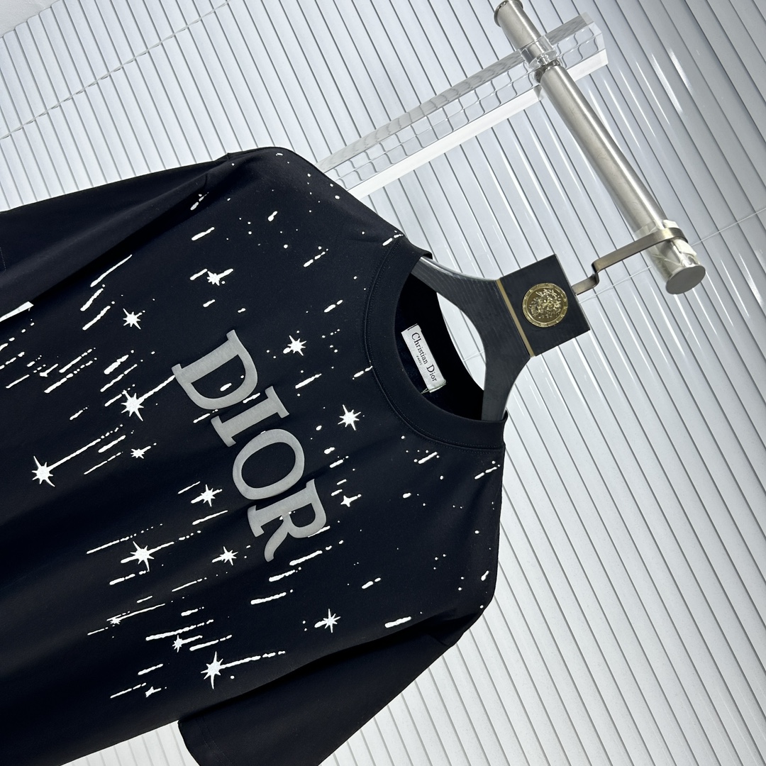 ☆超人気☆ 2024 ディオール 新作 半袖Tシャツ 偽物
