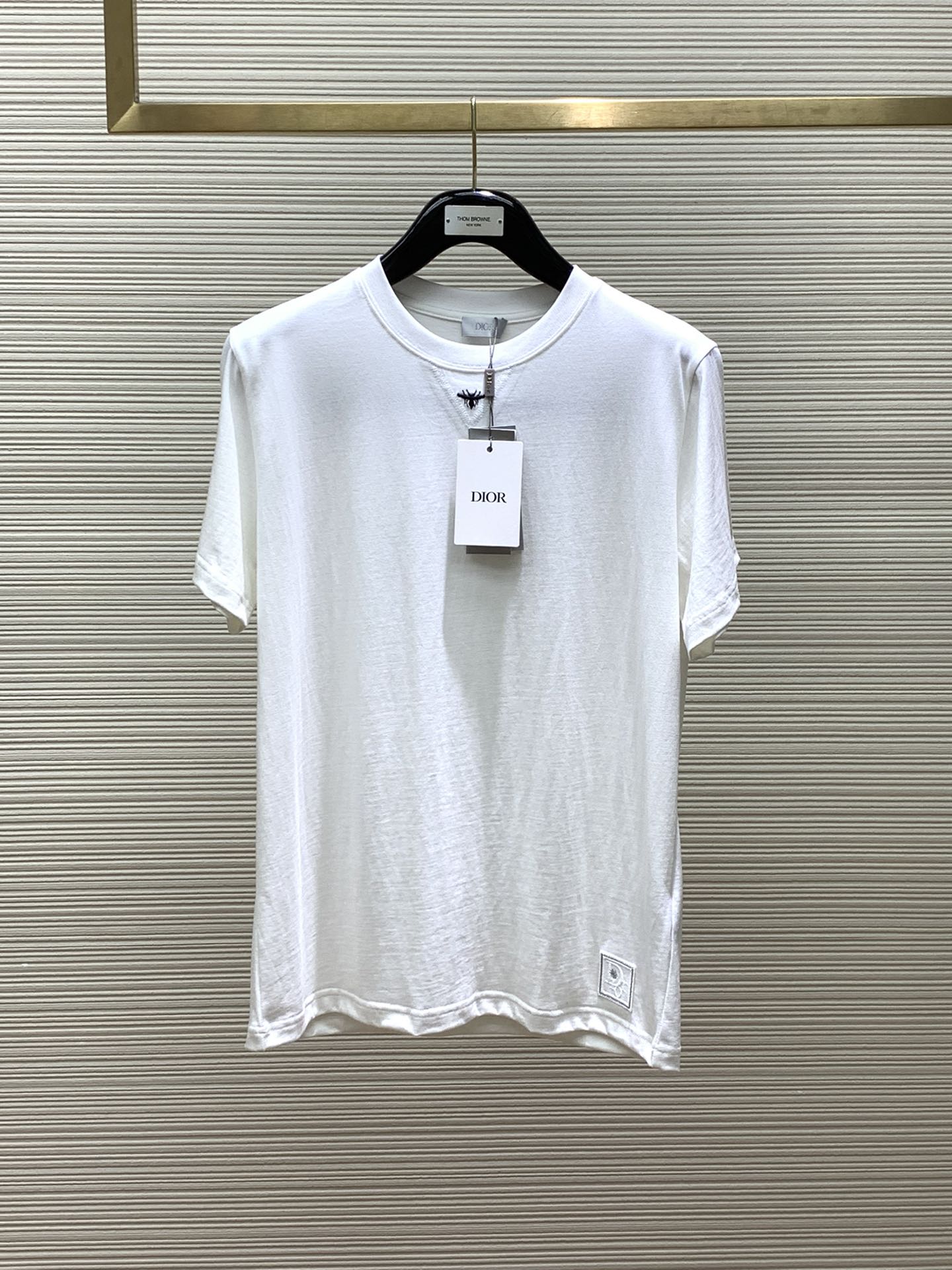 累積売上総額第１位！2024 ディオール 新作 半袖Tシャツ コピー