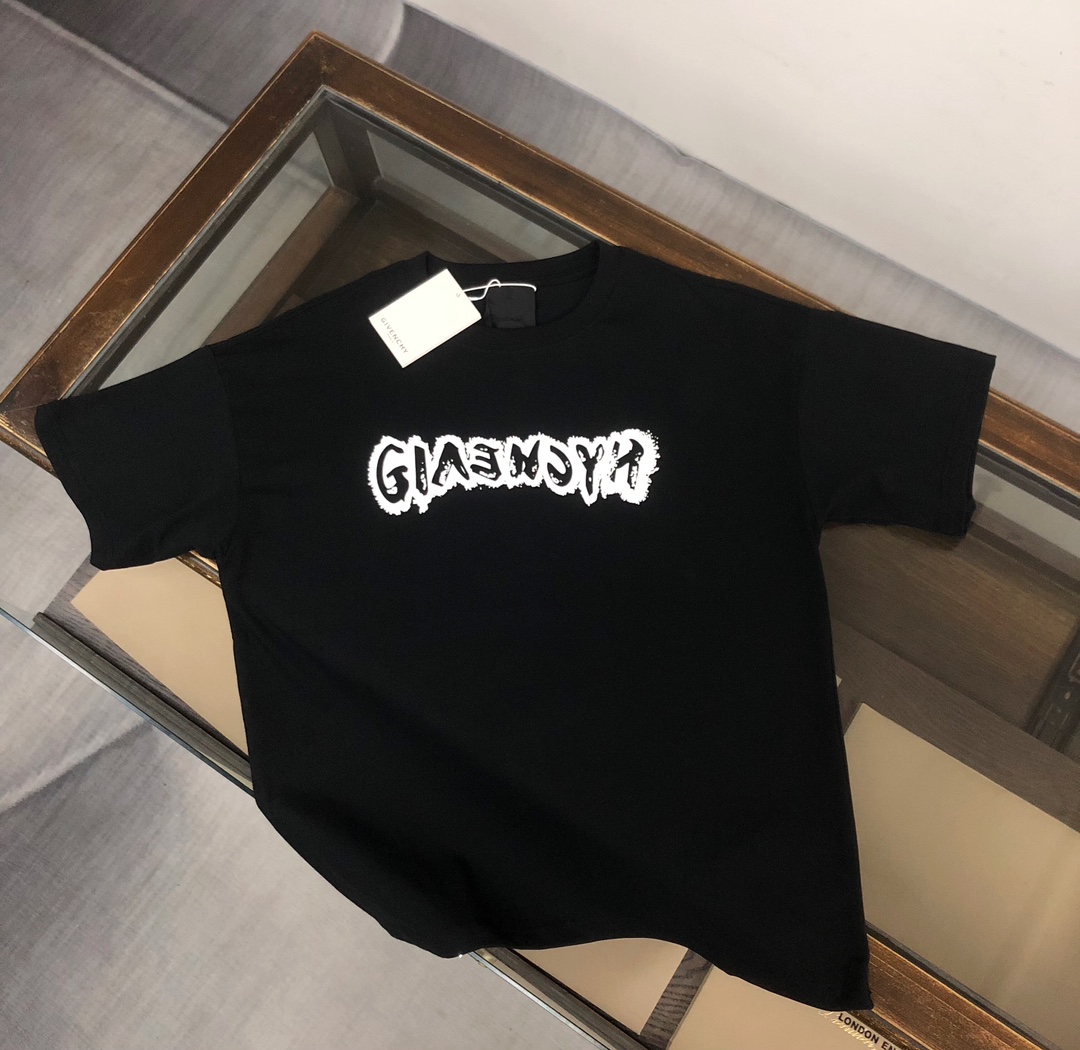 完売必至 2024 ジバンシー 新作 半袖Tシャツ 偽物
