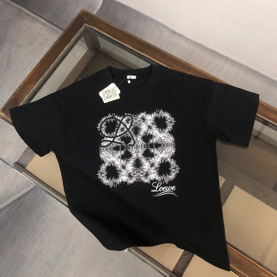 肌触り最高な 2024 ロエベ 新作 半袖Tシャツ 偽物