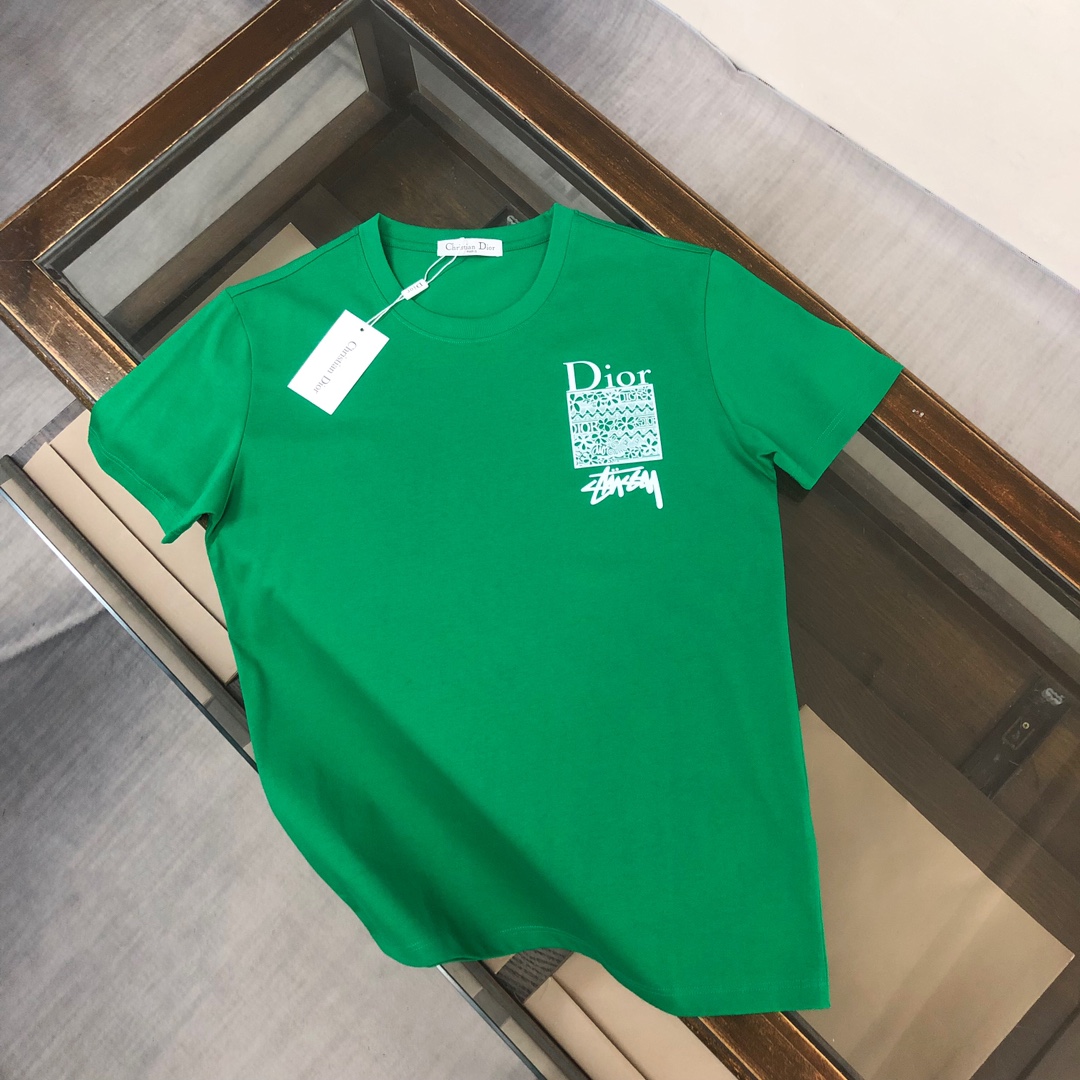 注目度抜群！2024 ディオール 新作 半袖Tシャツ スーパーコピー