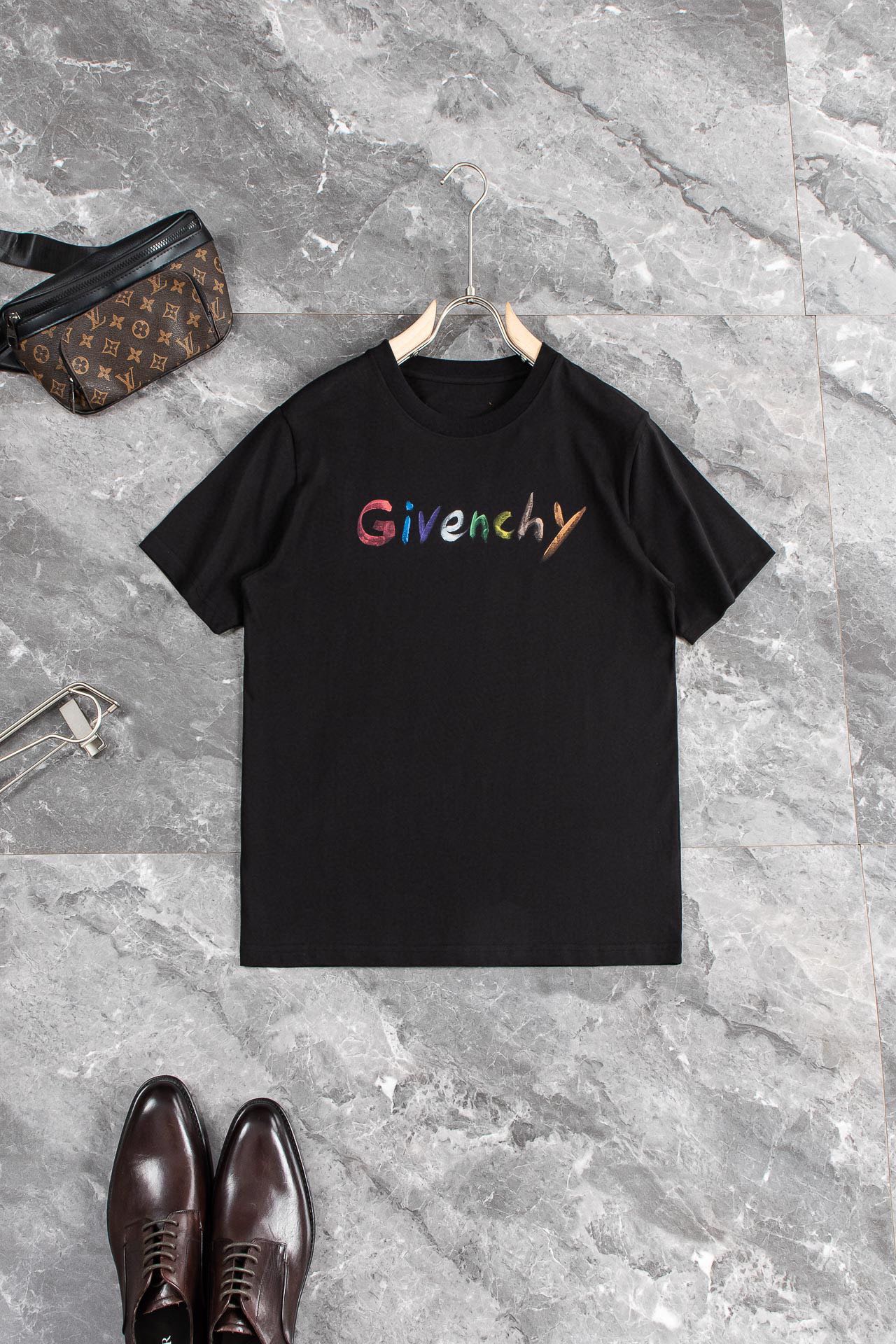 超限定♪ 2024 ジバンシー 新作 半袖Tシャツ 偽物