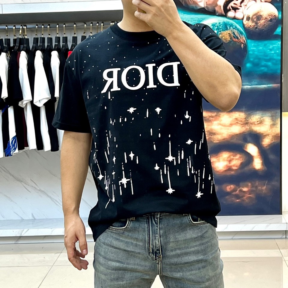 激安価格！2024 ディオール 新作 半袖Tシャツ スーパーコピー