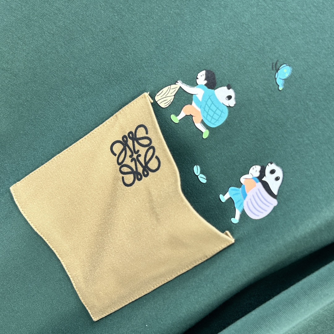 超希少！2024 ロエベ 新作 半袖Tシャツ 偽物