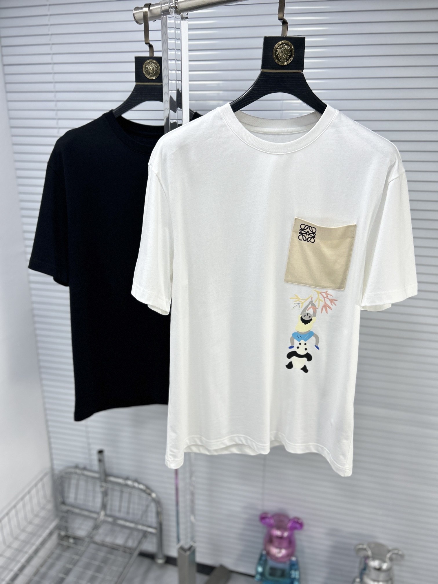 完売必至 2024 ロエベ 新作 半袖Tシャツ スーパーコピー