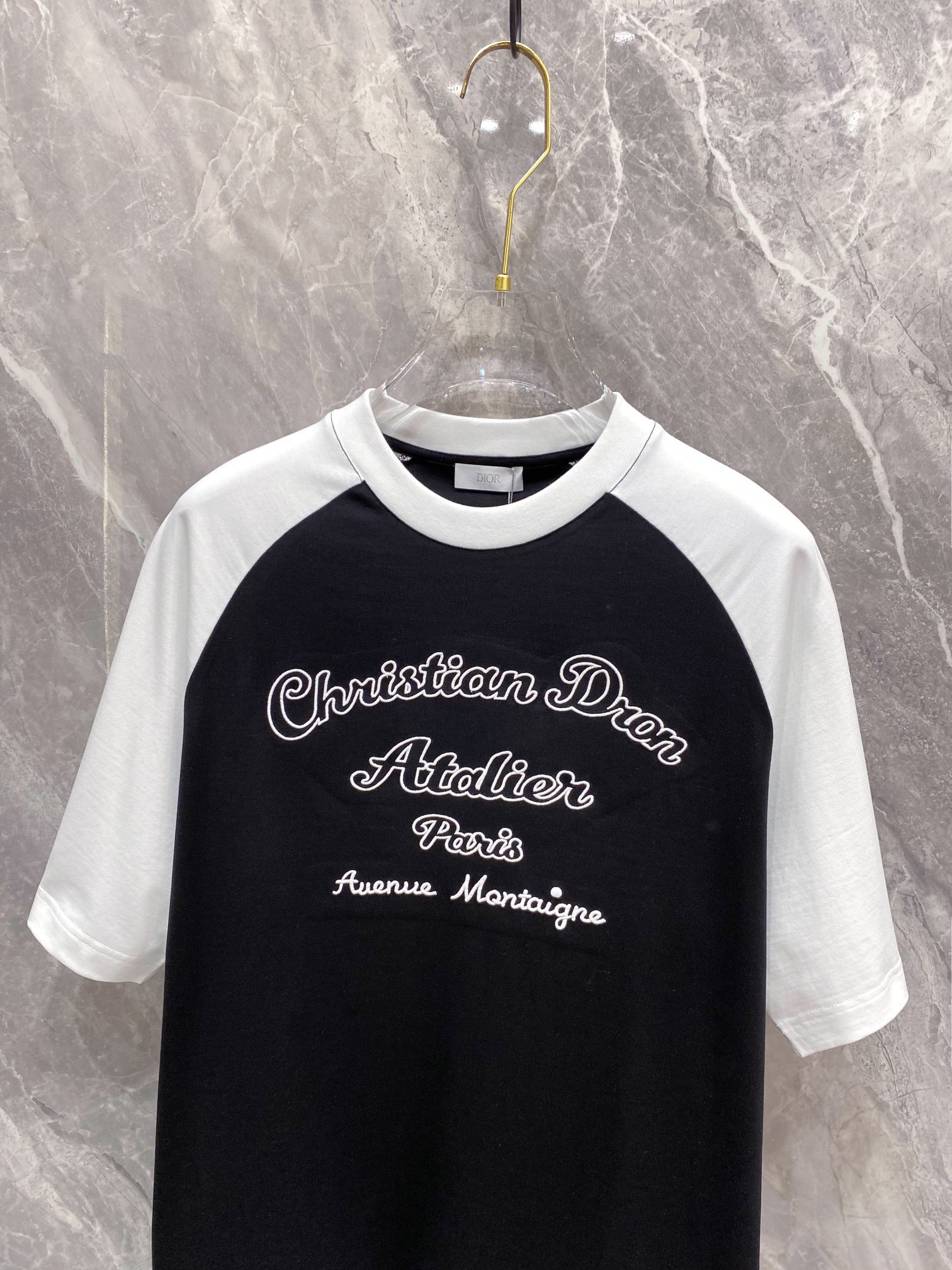 ★日本!!人気！2024 ディオール 新作 半袖Tシャツ コピー