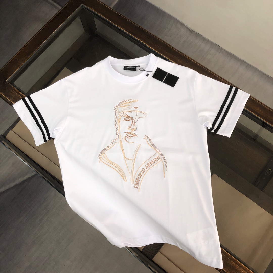 入手困難品！2024 ジョルジオアルマーニ 新作 半袖Tシャツ 偽物