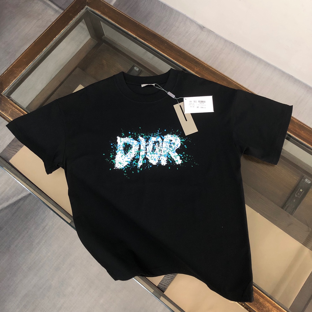 入手困難！2024 ディオール 新作 半袖Tシャツ スーパーコピー