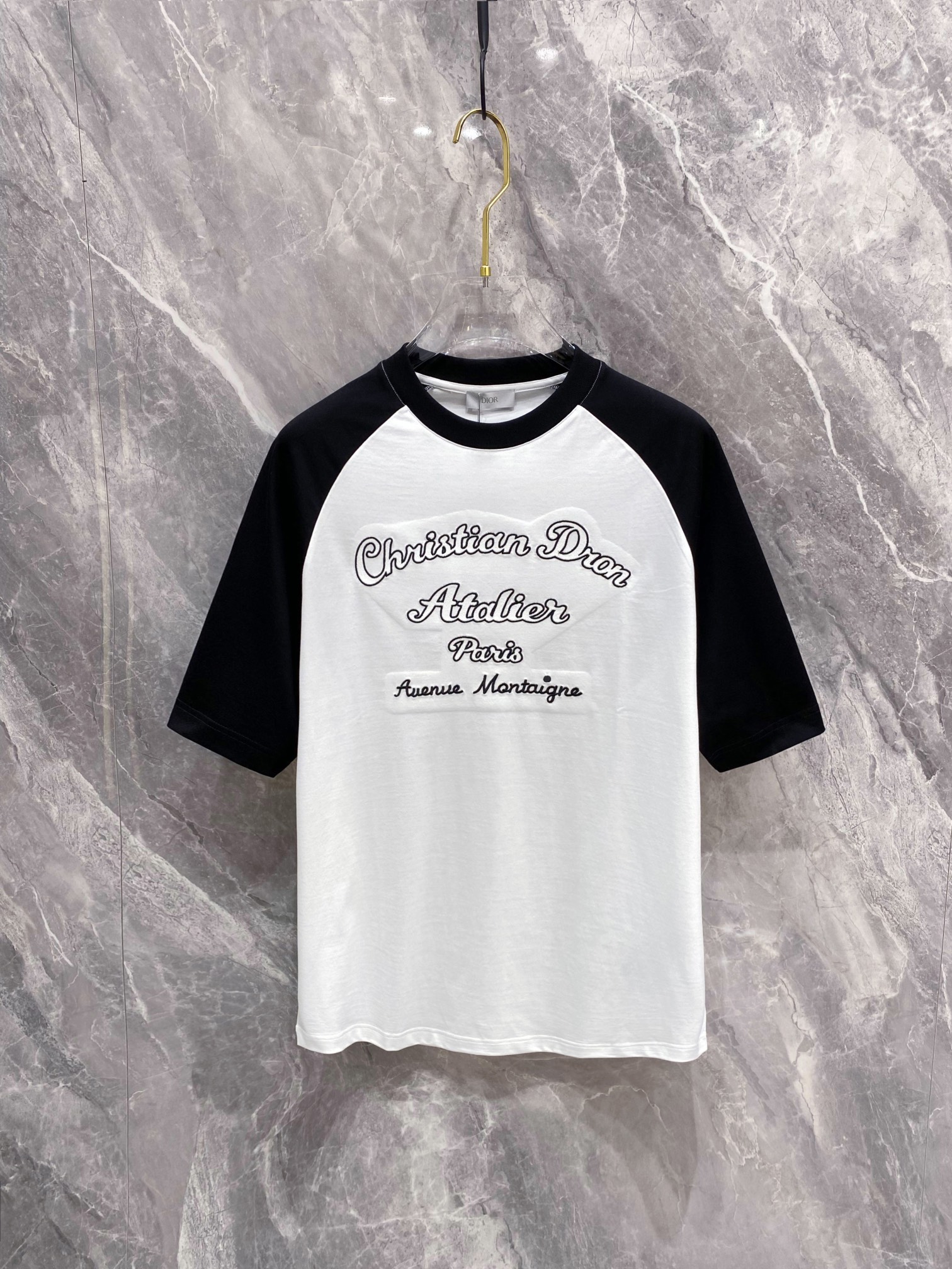 超希少！2024 ディオール 新作 半袖Tシャツ スーパーコピー