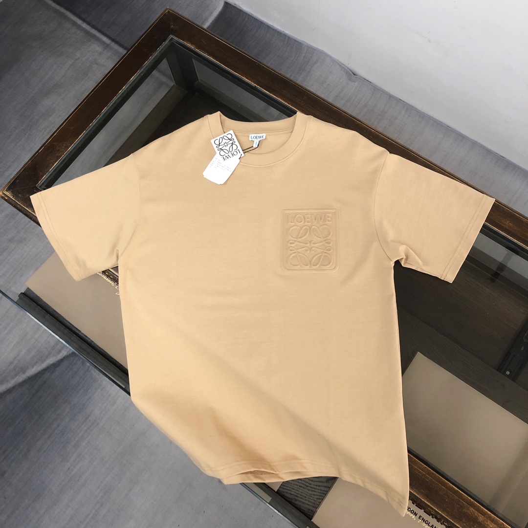 注目アイテム☆ 2024 ロエベ 新作 半袖Tシャツ 偽物