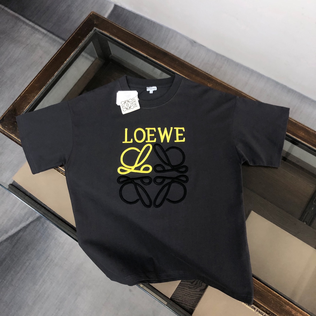 目を惹くカラー 2024 ロエベ 新作 半袖Tシャツ スーパーコピー