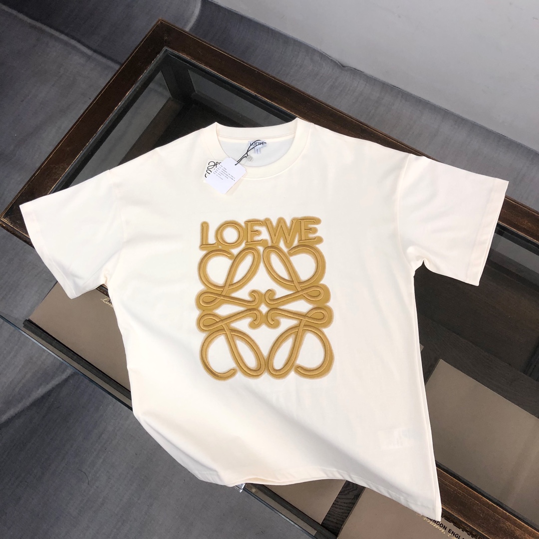 日本未入荷 2024 ロエベ 新作 半袖Tシャツ コピー