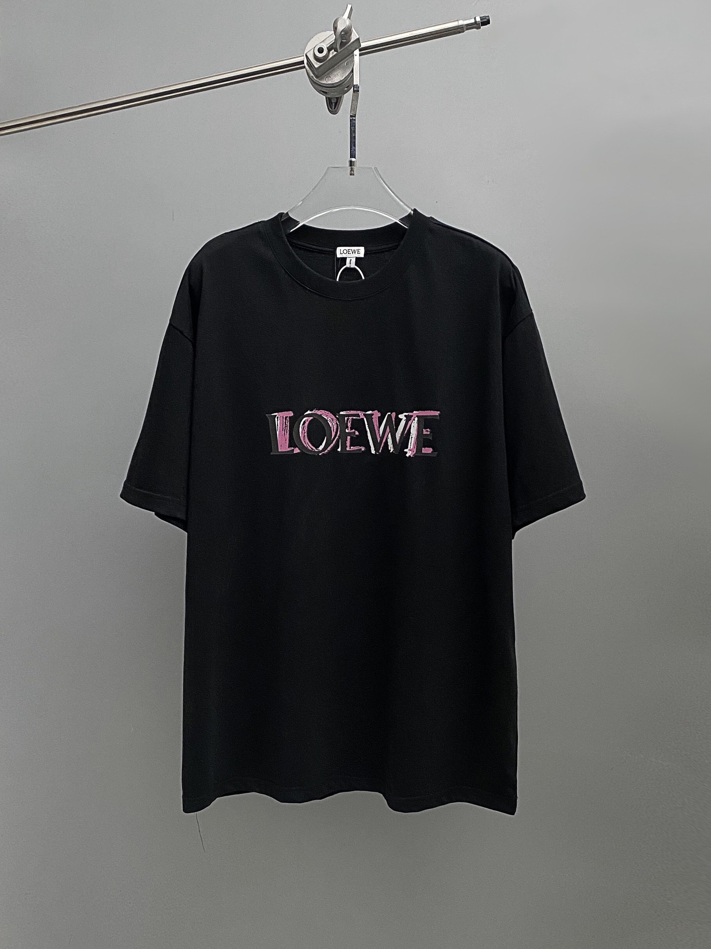 注目度抜群！2024 ロエベ 新作 半袖Tシャツ コピー