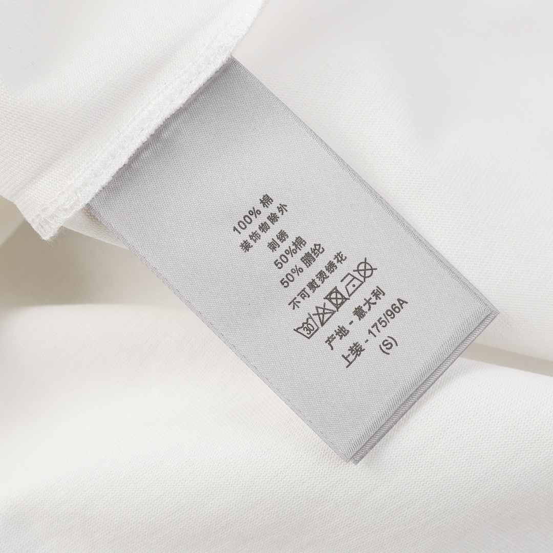 人気爆発☆ 2024 ディオール 新作 半袖Tシャツ 偽物