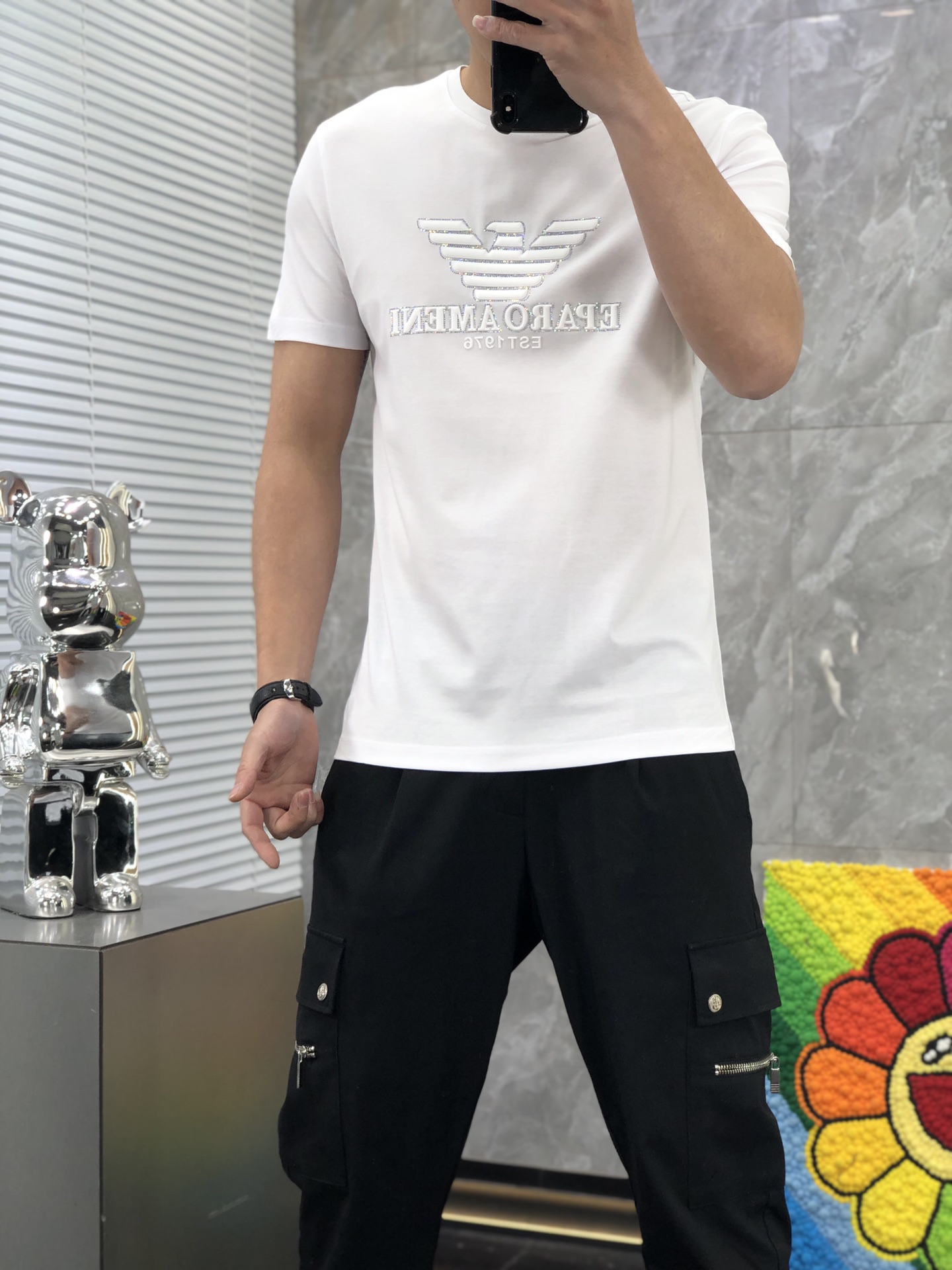 世界中で大人気♪ 2024 ジョルジオアルマーニ 新作 半袖Tシャツ 偽物