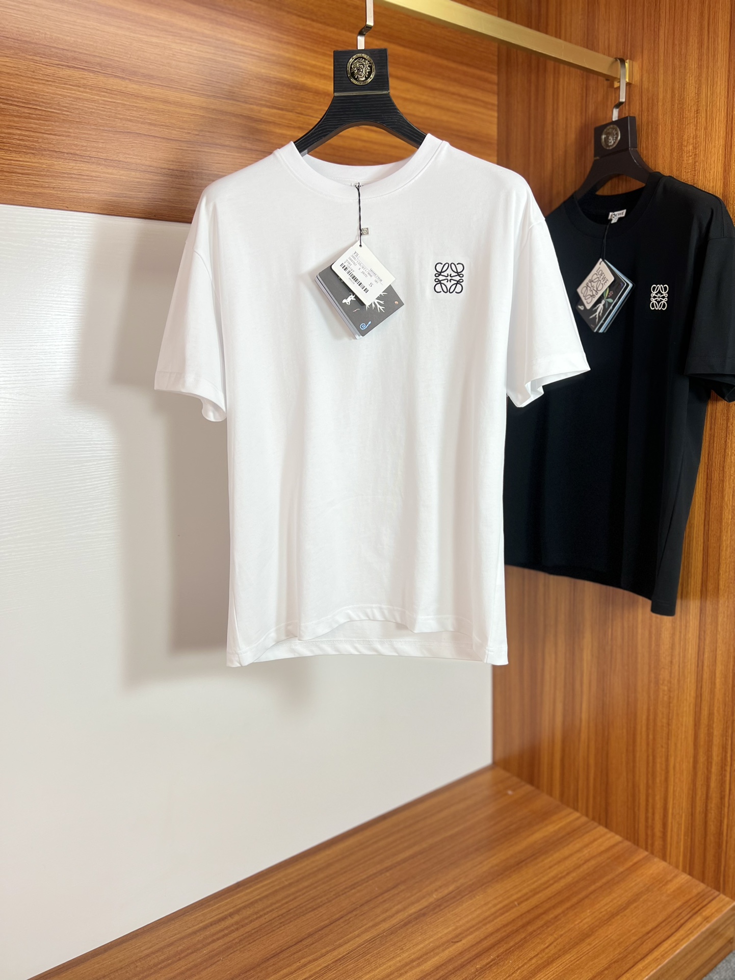 売上総額１位！2024 ロエベ 新作 半袖Tシャツ スーパーコピー