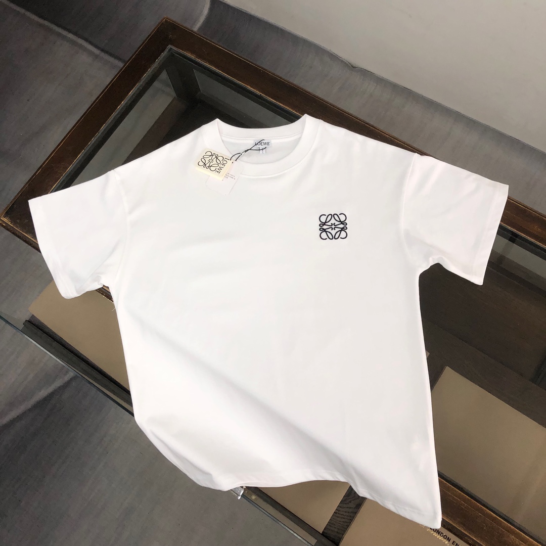 注目アイテム♡ 2024 ロエベ 新作 半袖Tシャツ 偽物