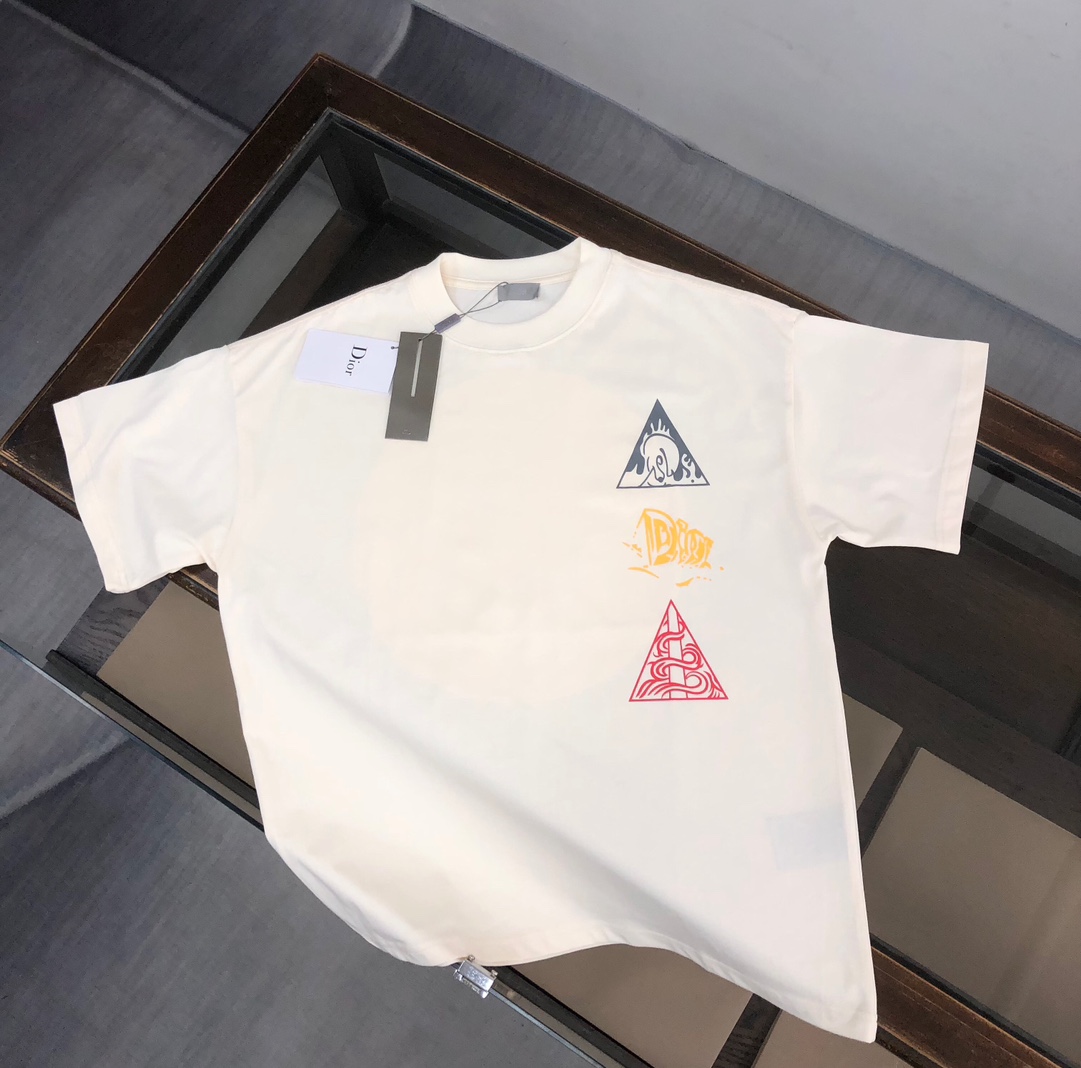 注目アイテム♡ 2024 ディオール 新作 半袖Tシャツ スーパーコピー