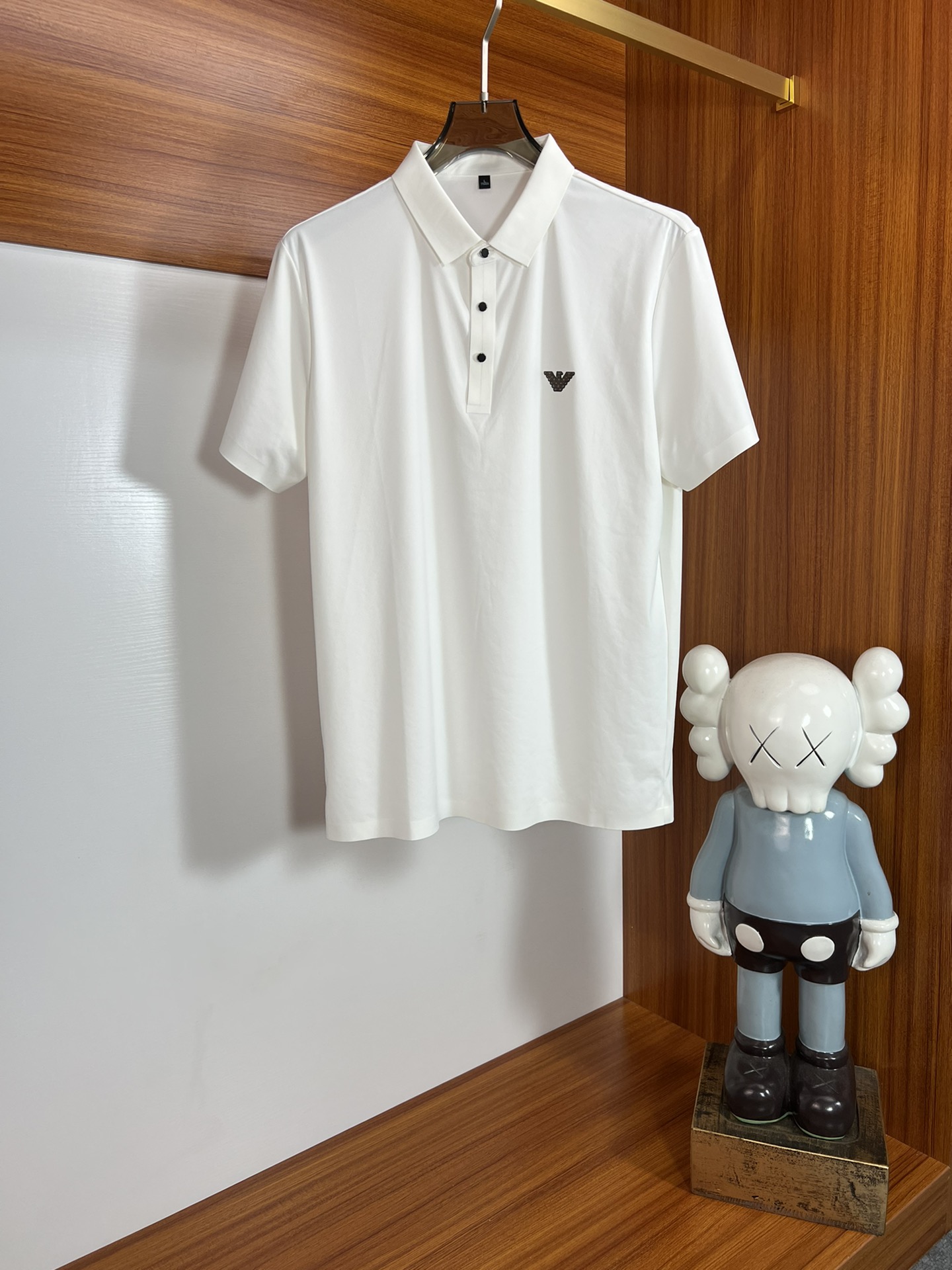 高品質 2024 ジョルジオアルマーニ 新作 半袖Tシャツ コピー