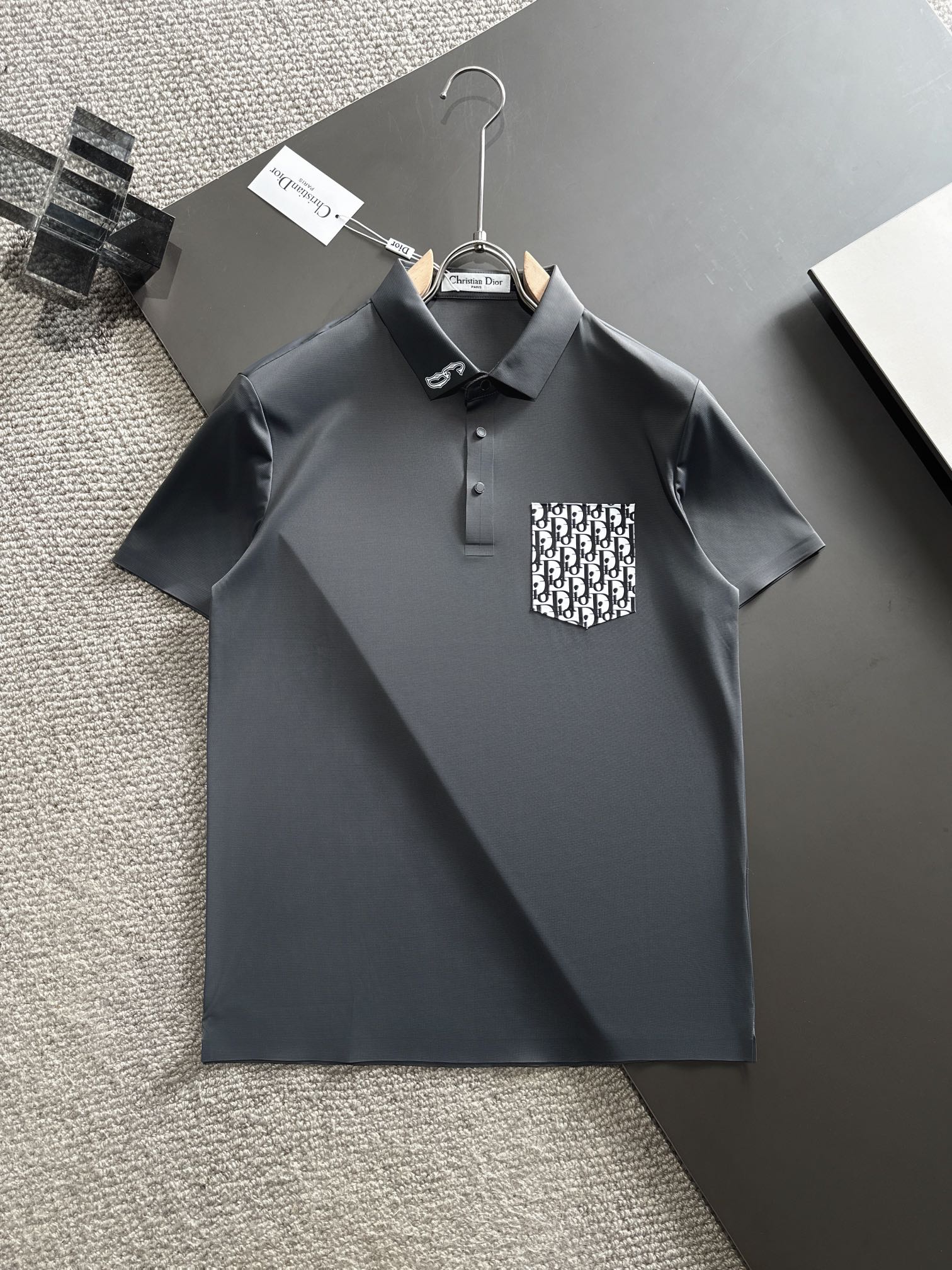 絶対欲しい！2024 ディオール 新作 半袖Tシャツ コピー 3色