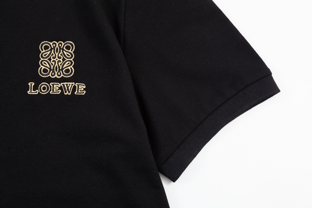 累積売上総額第１位！2024 ロエベ 新作 半袖Tシャツ 偽物