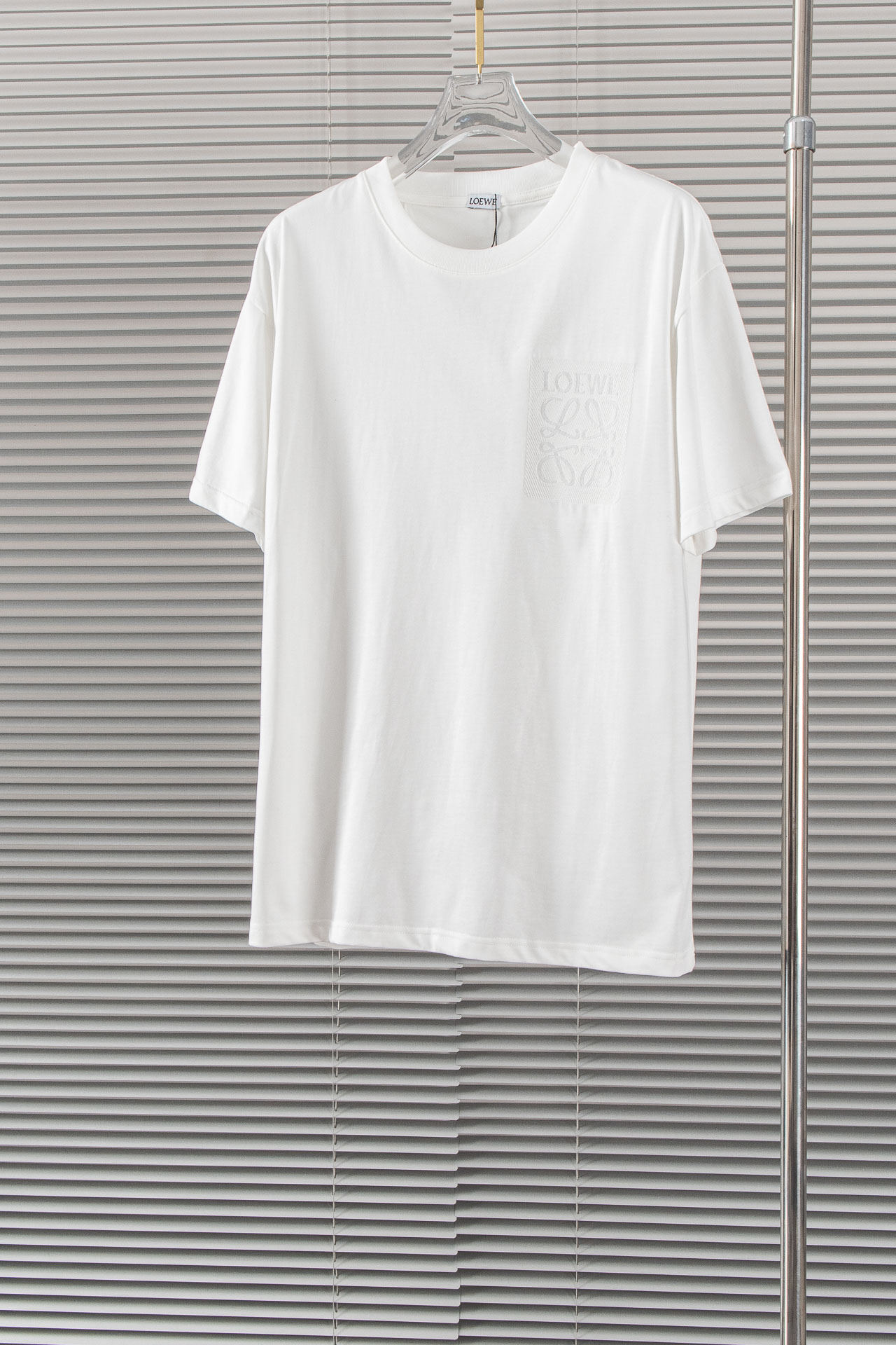 人気No1★ 2024 ロエベ 新作 半袖Tシャツ 偽物